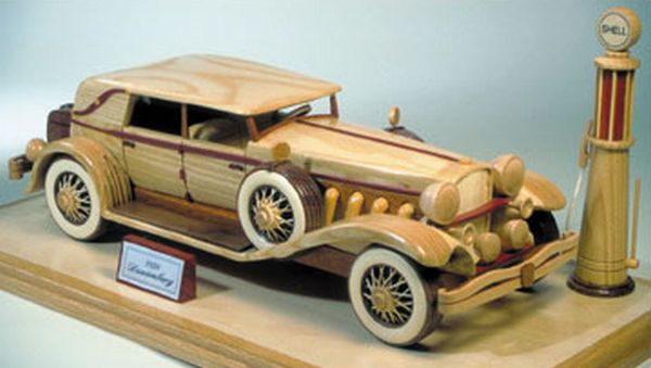 Wooden vehicles. Great job! (9 photos)