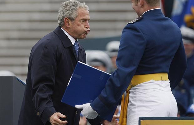 Facial expressions of George Bush (29 photos)