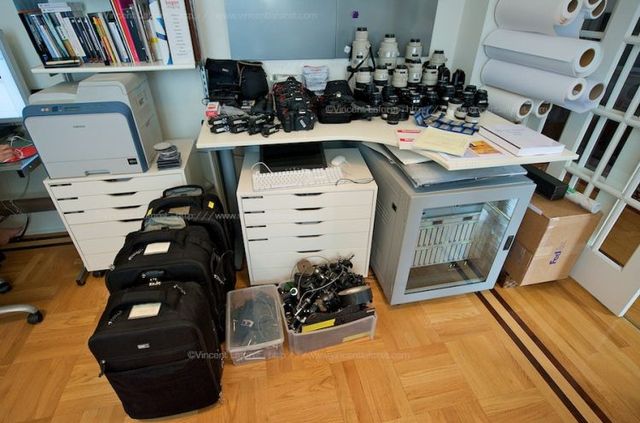 200 lbs of photographer’s equipment (19 pics)