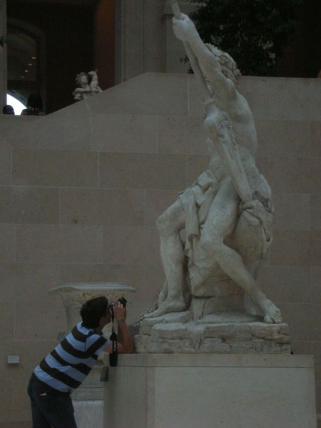 About the French with humor (50 pics)