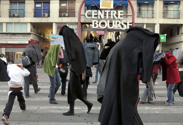 About the French with humor (50 pics)