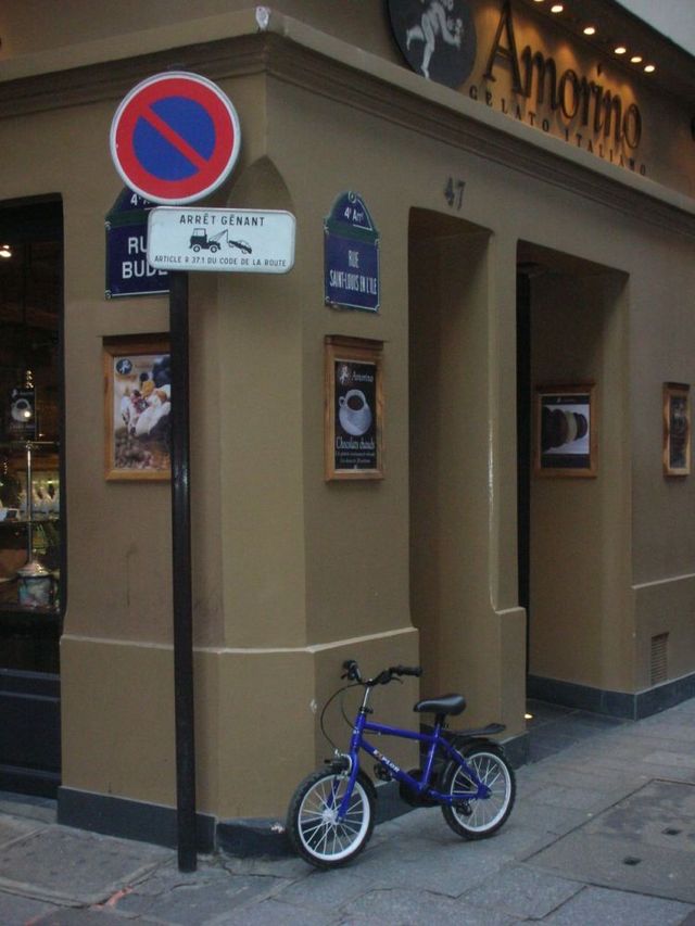 About the French with humor (50 pics)