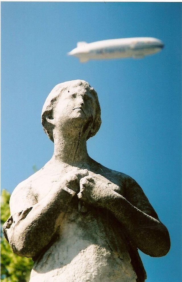 About the French with humor (50 pics)
