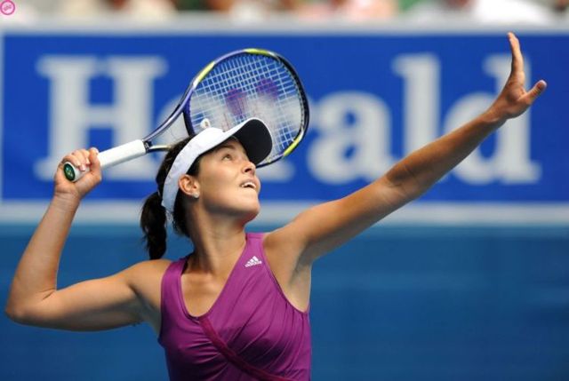 Tenniswomen in Australian Open  (17 photos)