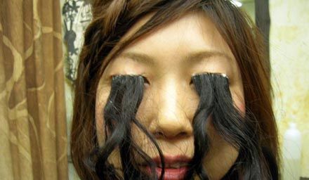 The longest eyelashes in the world (5 photos)