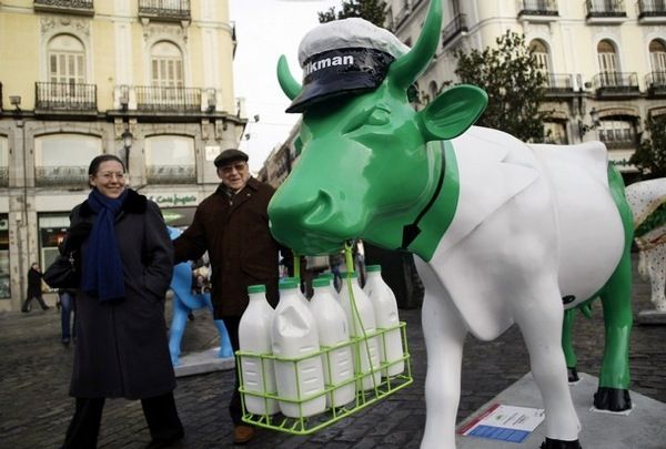 Cow Parade in Madrid (22 photos)