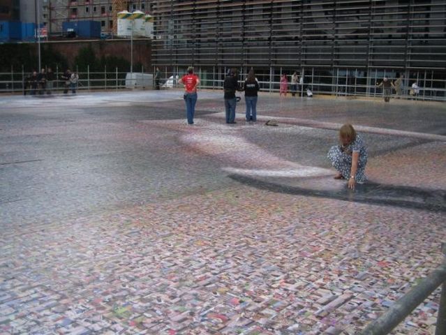 The biggest photographic mosaic in the world (20 pics)