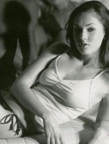 Young Megan Fox (5 photos)