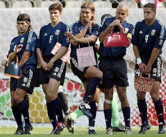 Soccer is a game for real men (51 pics)