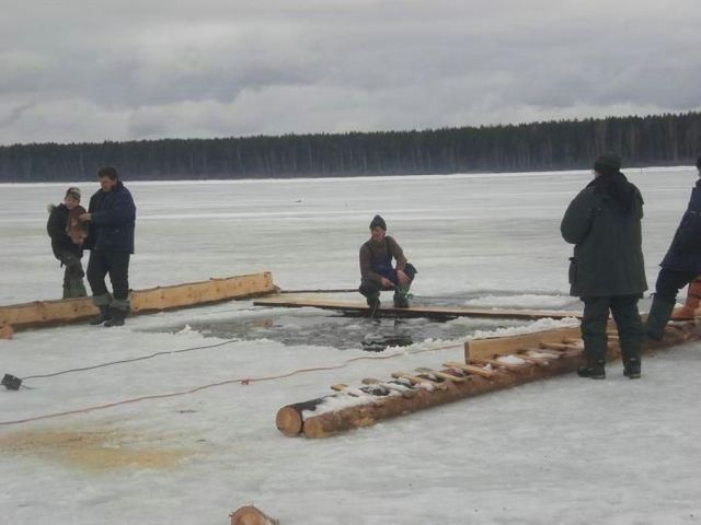 Russian winter fishing (34 pics)