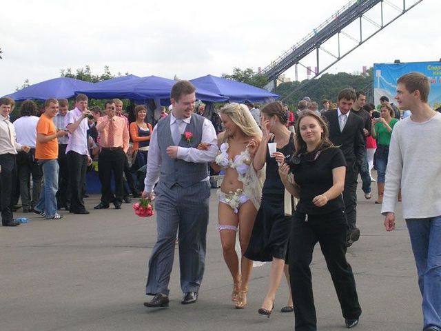 Amusing pictures from weddings (100 pics)