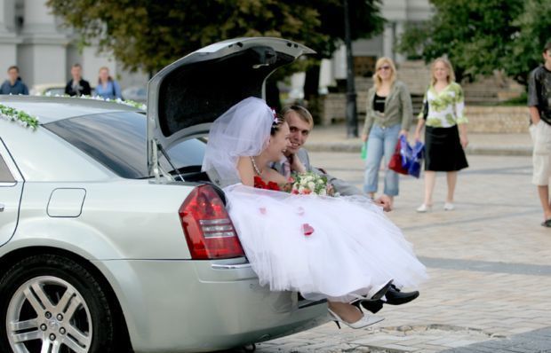 Amusing pictures from weddings (100 pics)