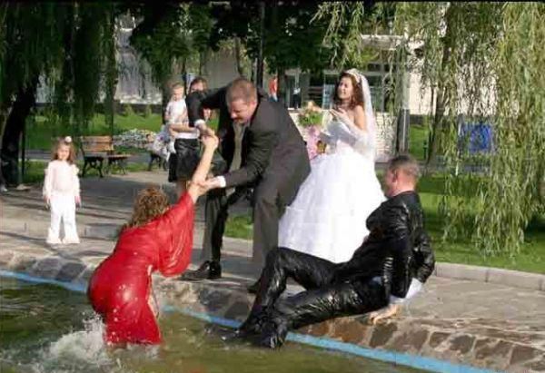 Amusing pictures from weddings (100 pics)