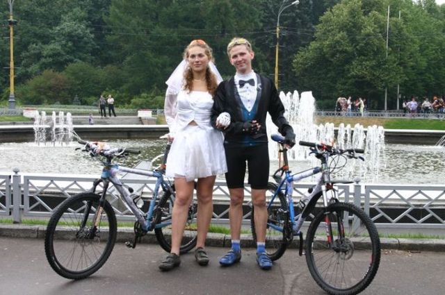 Amusing pictures from weddings (100 pics)