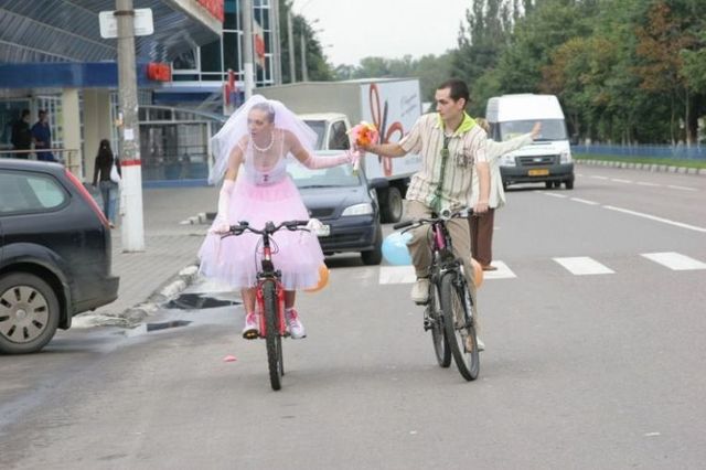 Amusing pictures from weddings (100 pics)