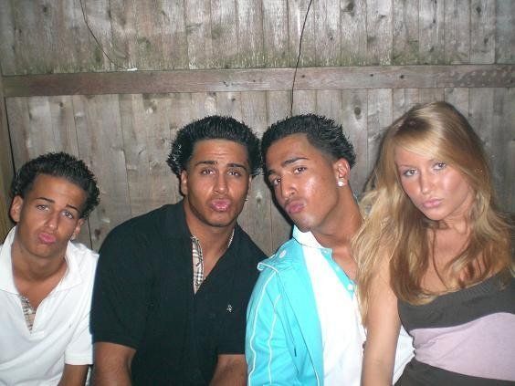 Golden youth (194 pics)