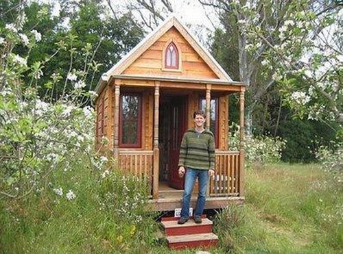 The smallest house in the world (6 photos)
