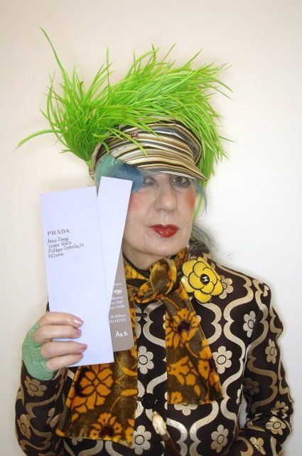 Grandma-freak (32 pics)