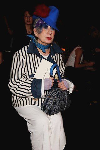 Grandma-freak (32 pics)