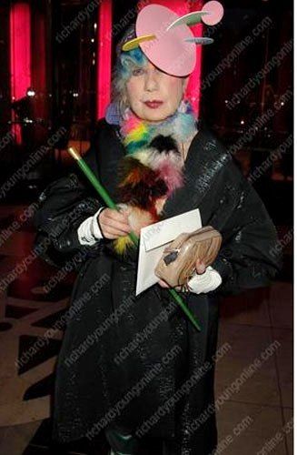Grandma-freak (32 pics)