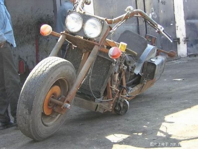 Very interesting bike (7 pics)