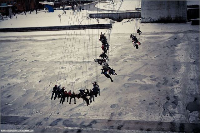 Rope-jumping it’s craziness (25 pics + 1 video)