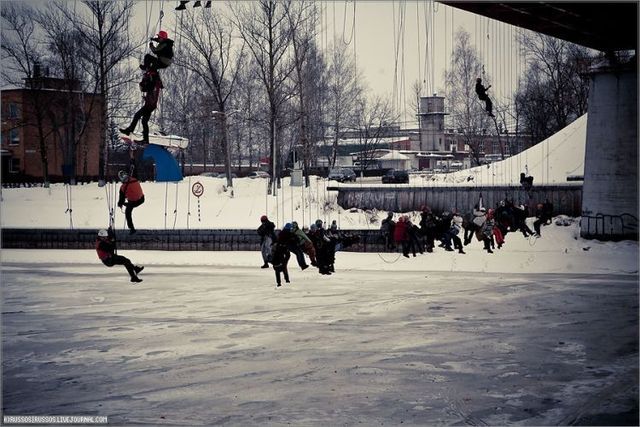 Rope-jumping it’s craziness (25 pics + 1 video)