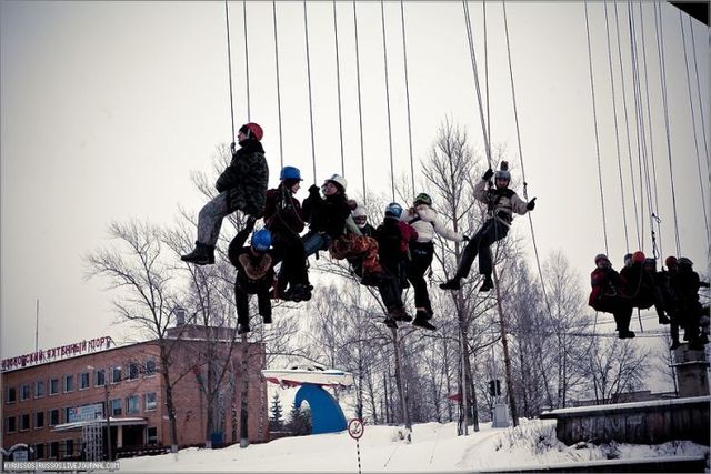Rope-jumping it’s craziness (25 pics + 1 video)