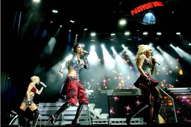 Pussycat Dolls concert in Amsterdam (17 photos)