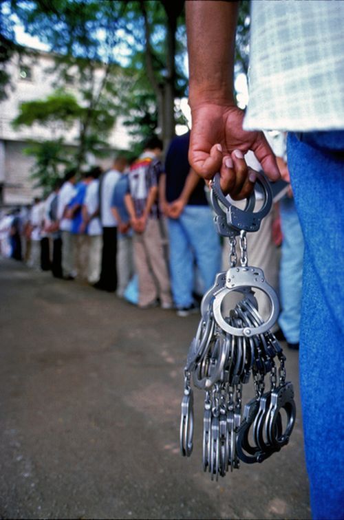 Cruel truth about Brazilian prisons  (21 pics)