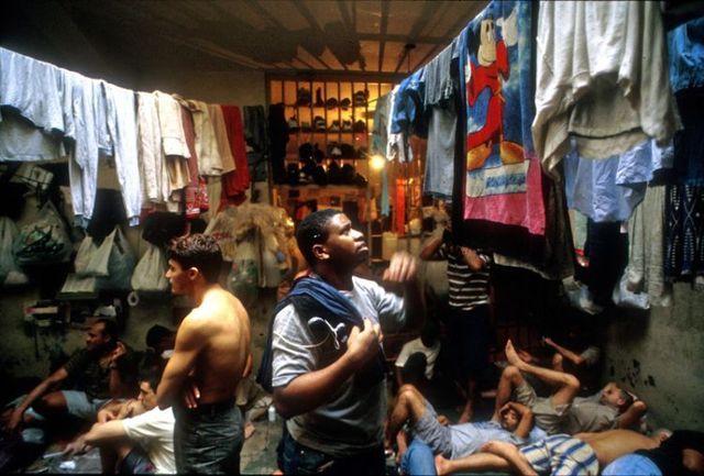 Cruel truth about Brazilian prisons  (21 pics)