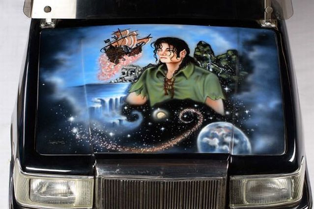 Michael Jackson sells out his property on auction (29 pics)
