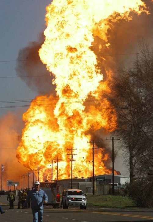 Gas explosion in Texas (5 photos)