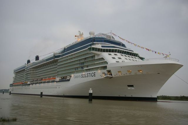 Celebrity Solstice, a cruise liner where everybody wants to be (42 pics)