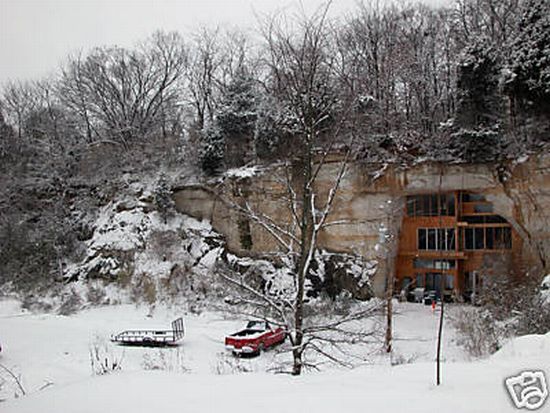 Wow ! A cave house (13 pics)