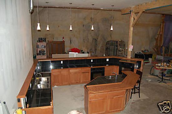 Wow ! A cave house (13 pics)