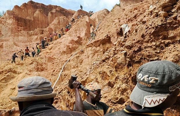 The gold mining in the Congo (15 photographs)
