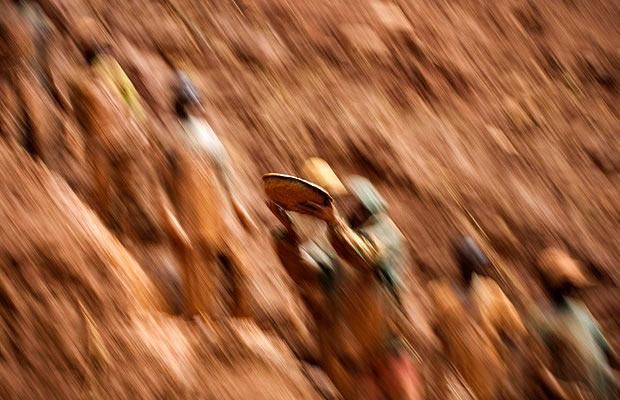 The gold mining in the Congo (15 photographs)