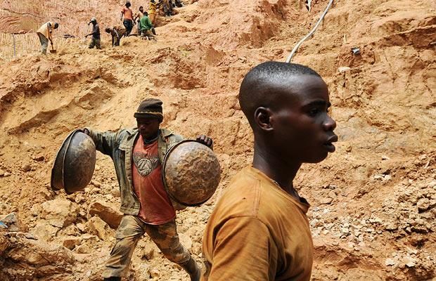 The gold mining in the Congo (15 photographs)