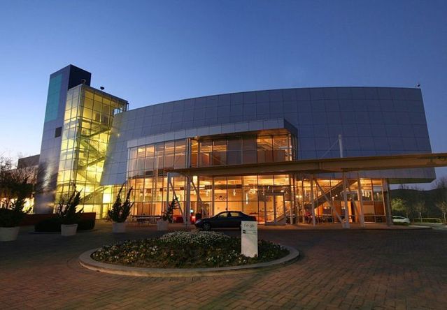 Google Offices (Googleplex) around the world (63 pics)
