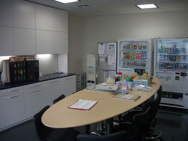 Google Offices (Googleplex) around the world (63 pics)