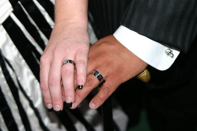 Gothic marriages (46 pics)