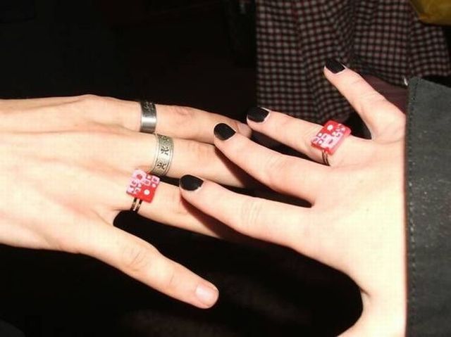 Gothic marriages (46 pics)