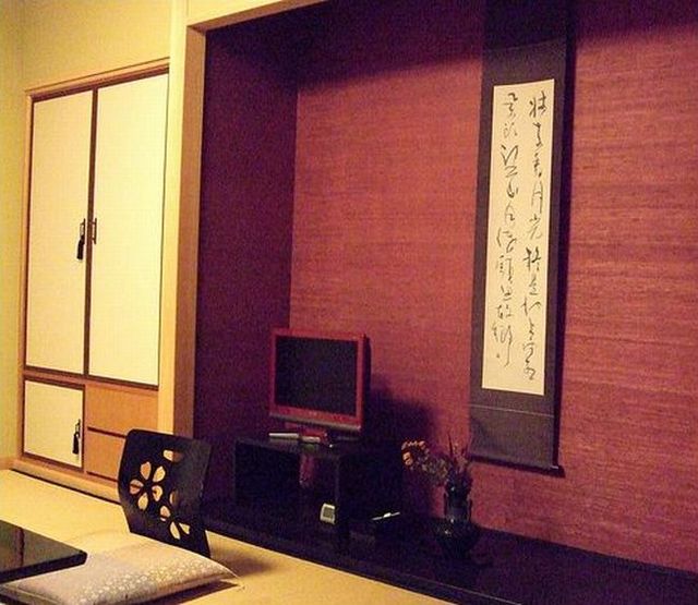Oldest hotel in the world (16 pics)