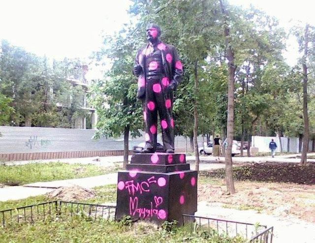 Collection of pictures with human stupidity (53 pics)