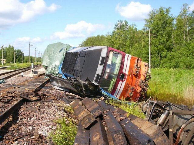 Train accidents (50 pics + 1 video)