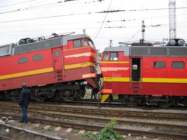 Train accidents (50 pics + 1 video)