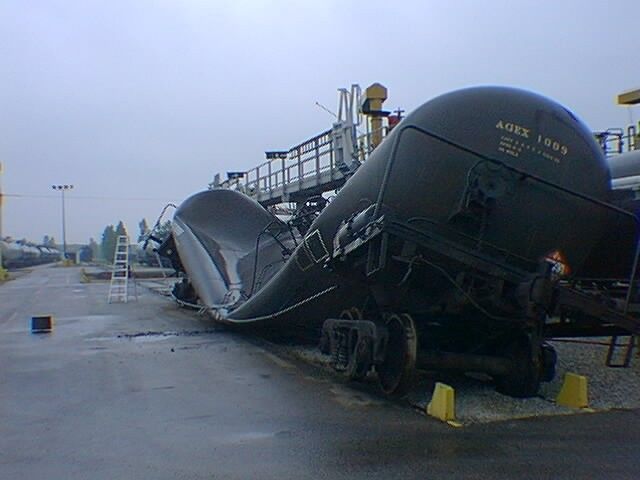Train accidents (50 pics + 1 video)