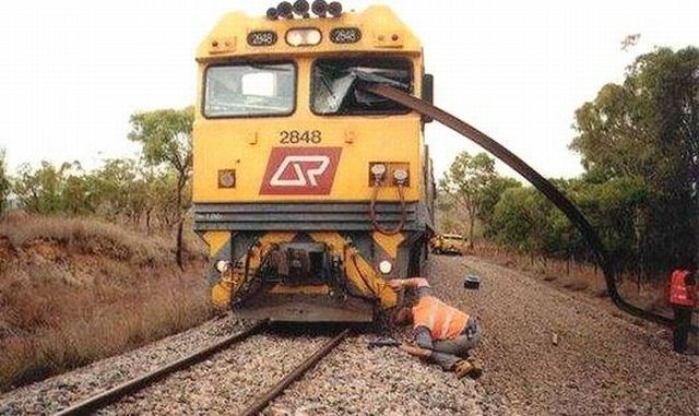 Train accidents (50 pics + 1 video)