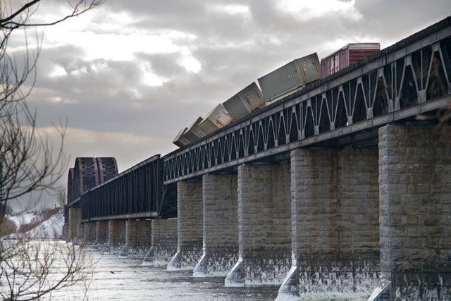 Train accidents (50 pics + 1 video)